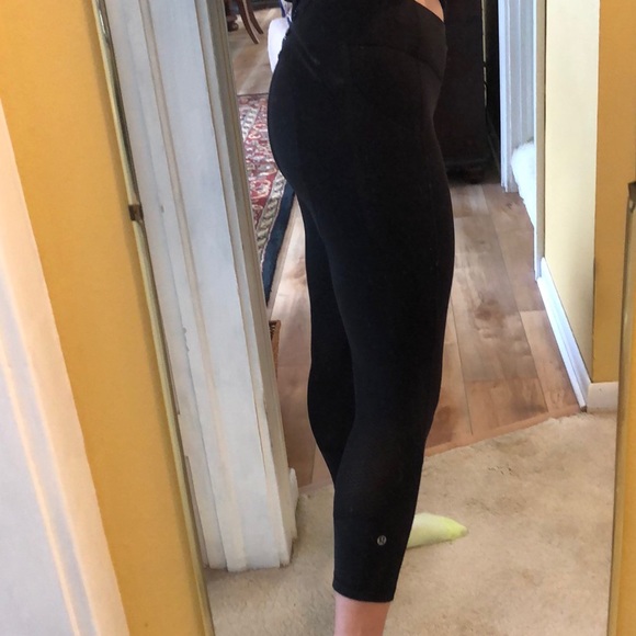 lulu lemon pace rival crop (4) - black - Picture 2 of 7